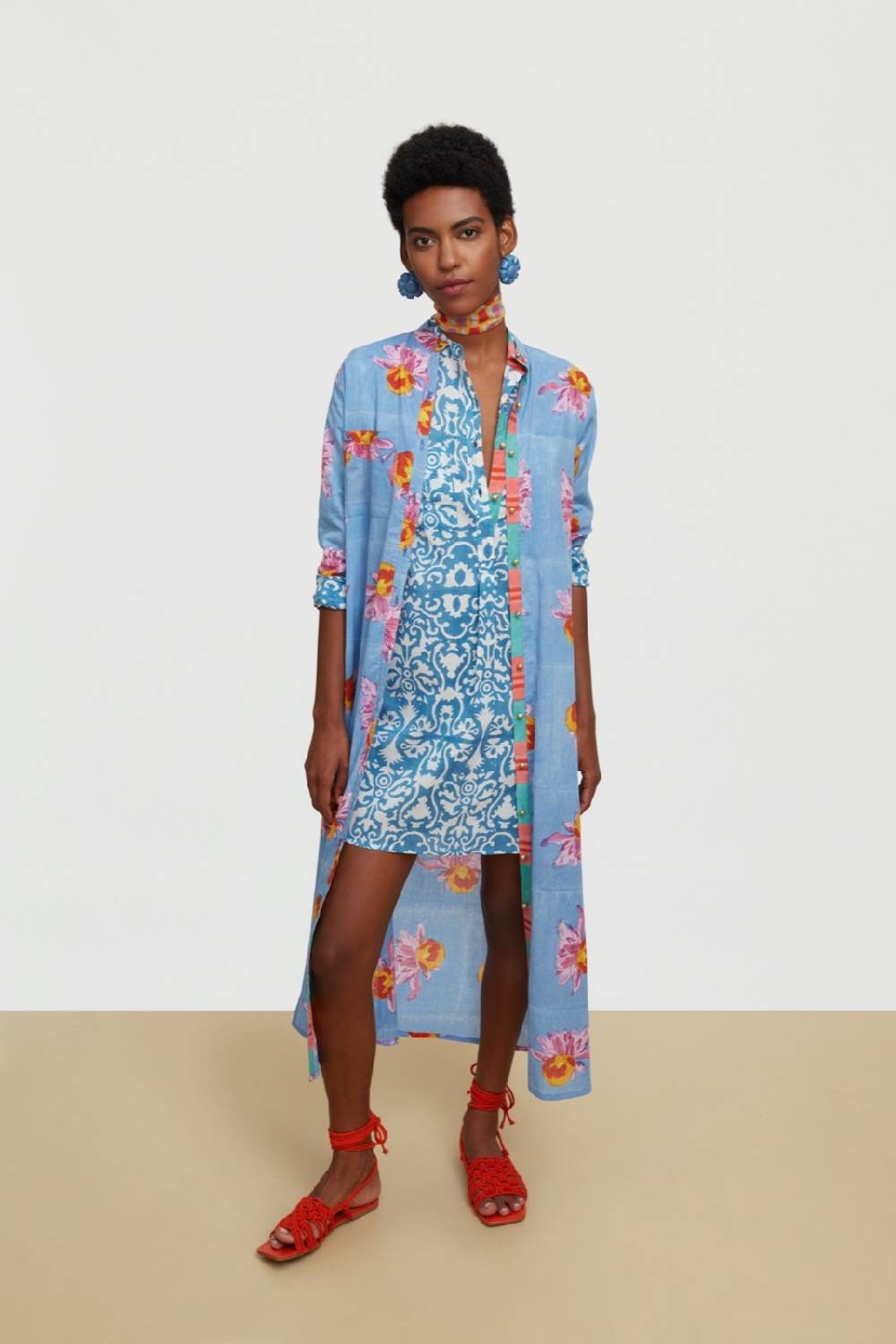 Lisa Corti kurta corta damask design white blue Negozi Online
