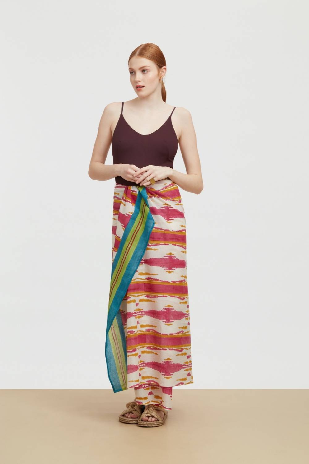 Lisa Corti pareo arabesque flame aubergine gold Vendita