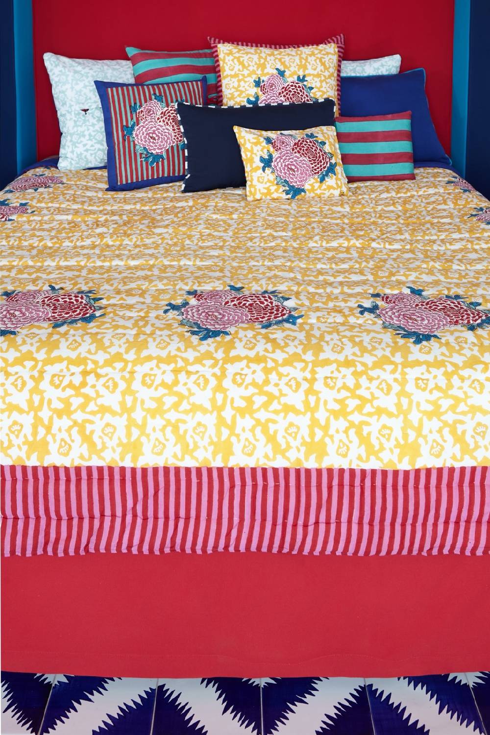 Lisa Corti trapunta reversibile 250x270cm lisa corti x la minervetta arabesque corolla gold natural In Linea