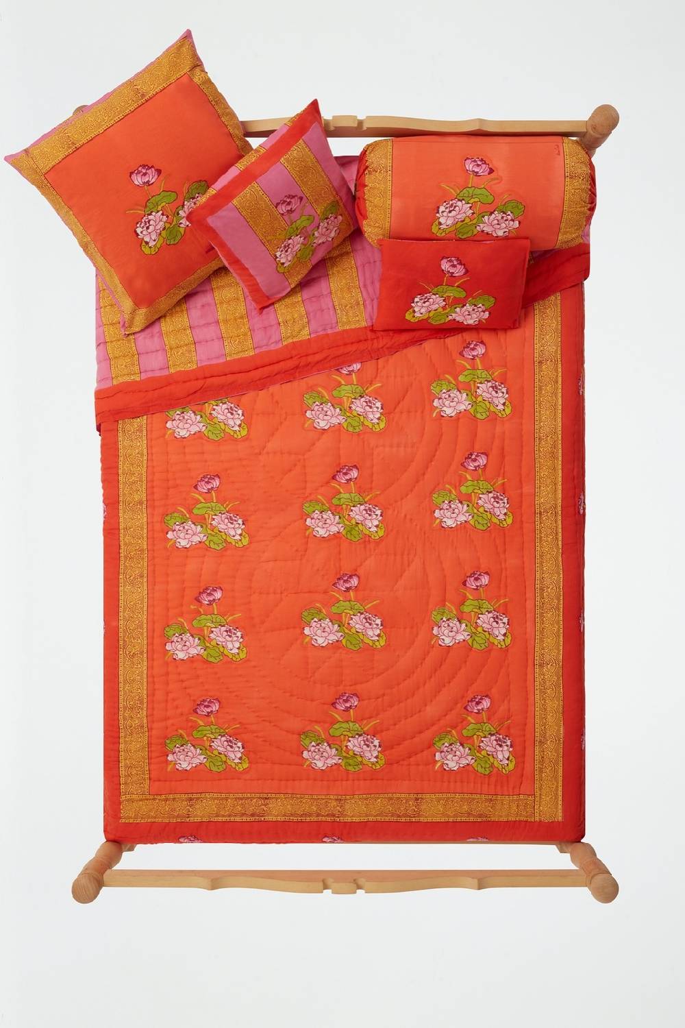 Lisa Corti trapunta reversibile 250x270cm tea flower red orange Vendita
