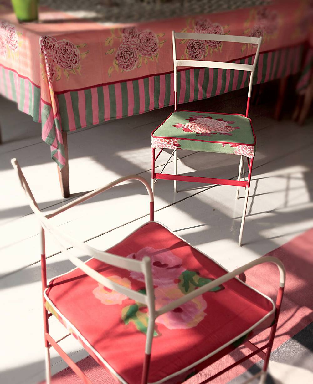 Lisa Corti tessuto nizam flower red Sottocosto