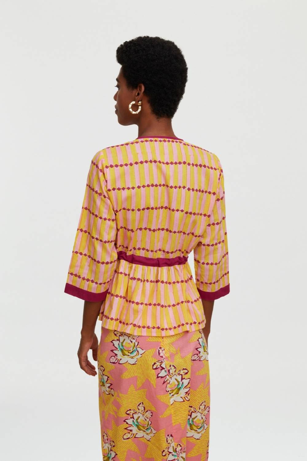 Lisa Corti top rainbow diamond stripes light yellow Saldi Di Fabbrica