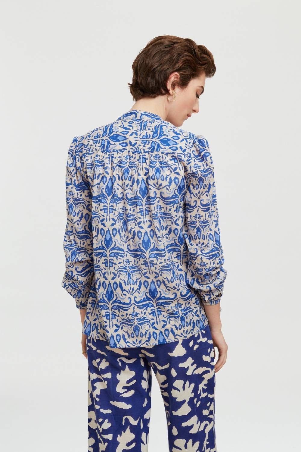 Lisa Corti camicia batumi abhanery damasque blue Offerta per la Festa della Mamma