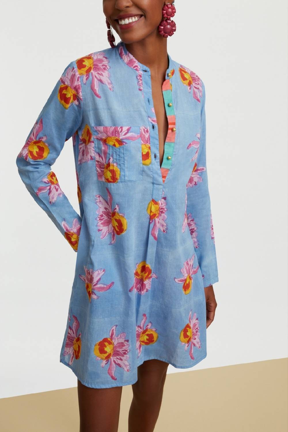 Lisa Corti kurta corta arabesque flower light blue Ultimi due giorni