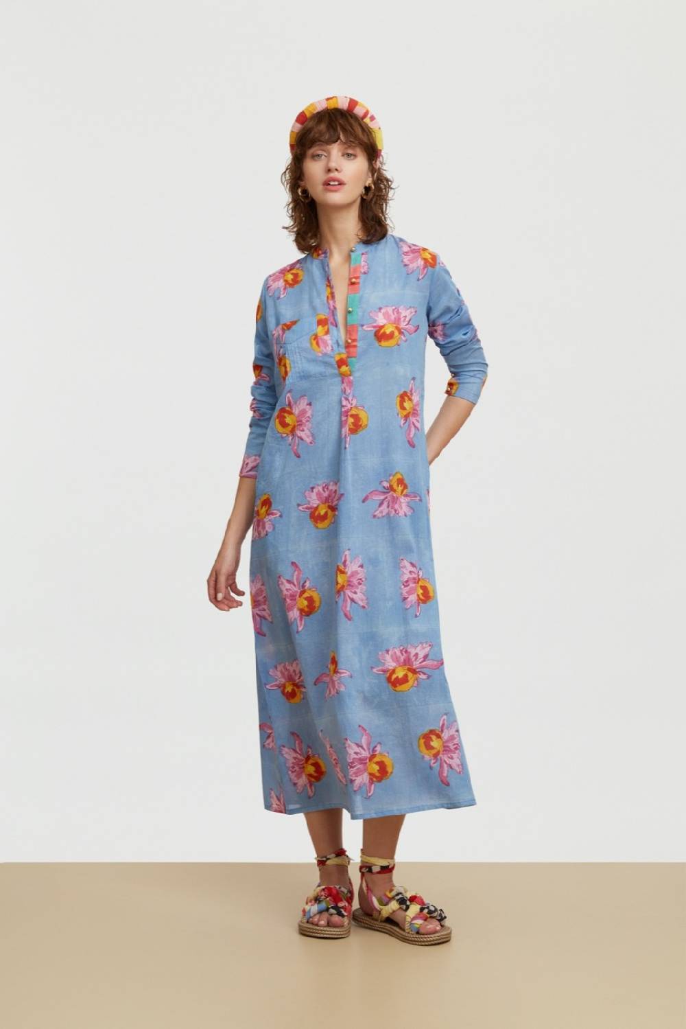 Lisa Corti kurta lunga arabesque flower light Fino al 65% di sconto