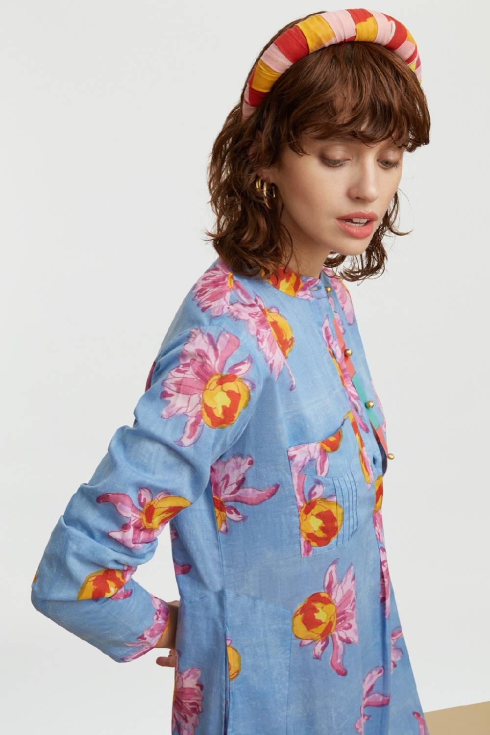 Lisa Corti kurta lunga arabesque flower light Fino al 65% di sconto
