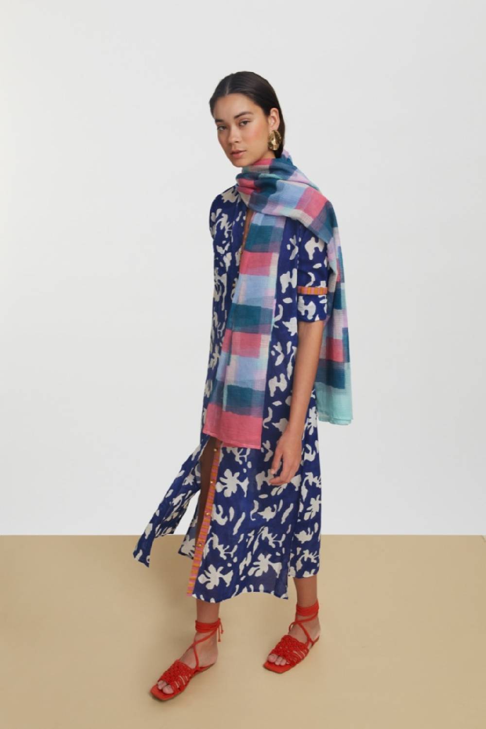Lisa Corti kurta lunga aperta blue pot royal blue Discount Store per i nuovi prodotti