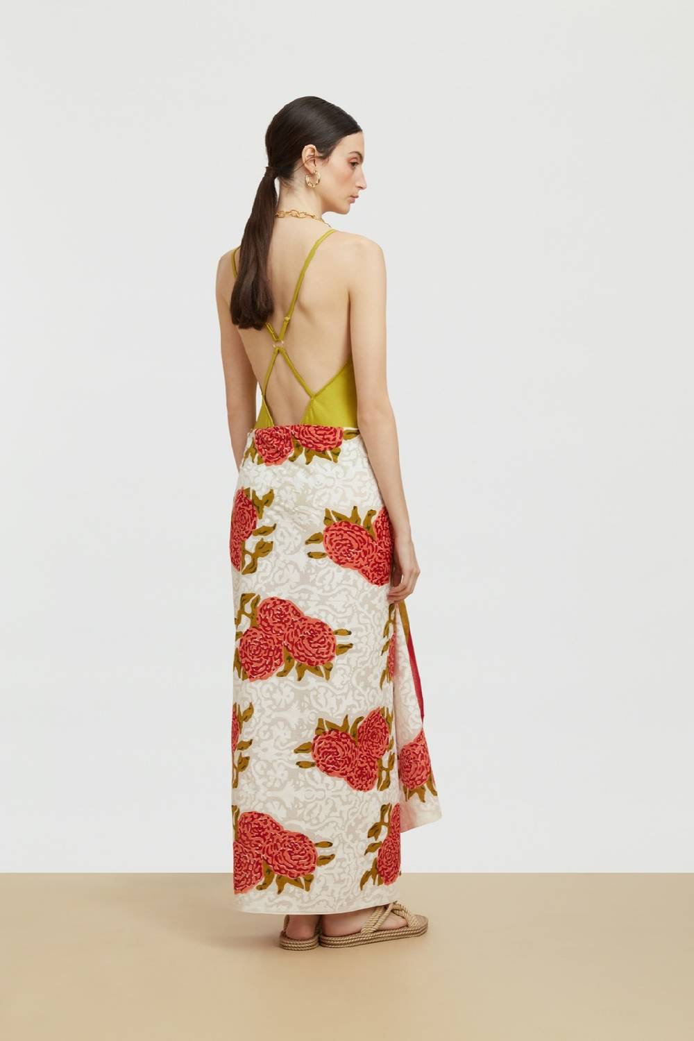 Lisa Corti pareo leopard bouquet red Duty-free