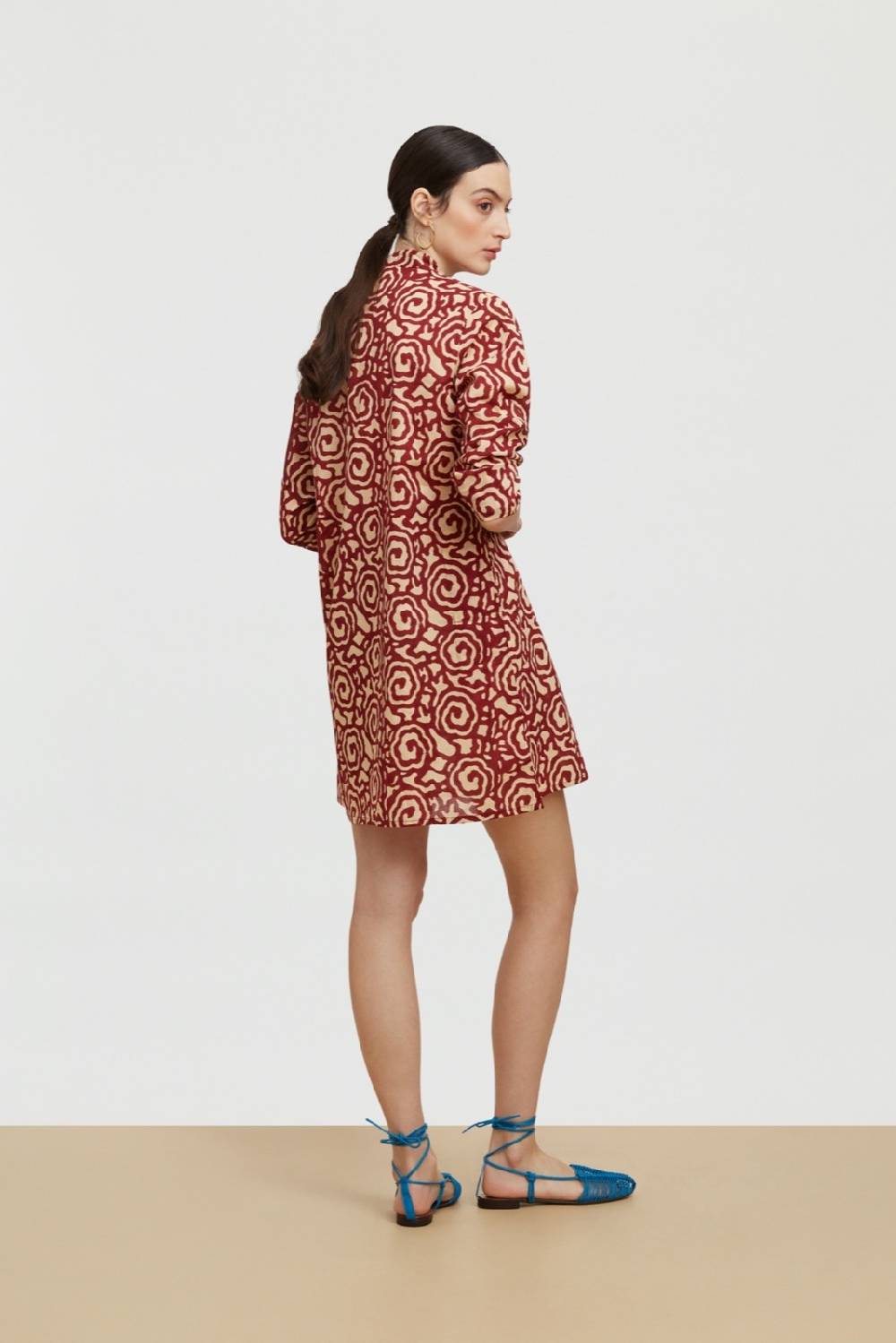 Lisa Corti kurta corta spiral maroon Sconti questo mese
