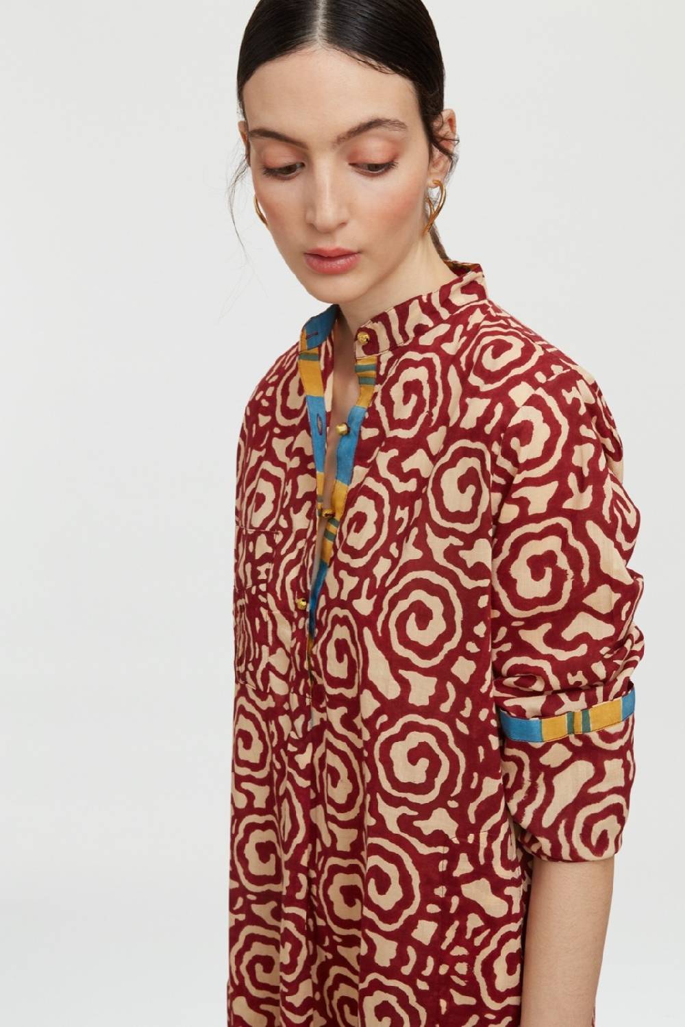 Lisa Corti kurta corta spiral maroon Sconti questo mese
