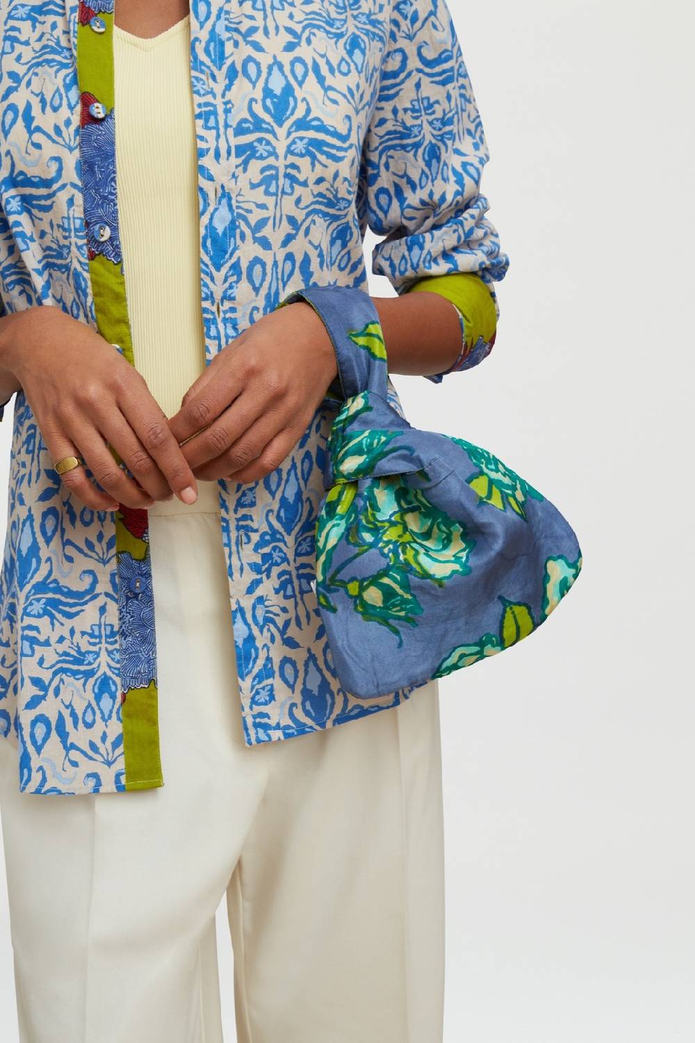 Lisa Corti borsa knot reversibile butterfly wing glicine Moda