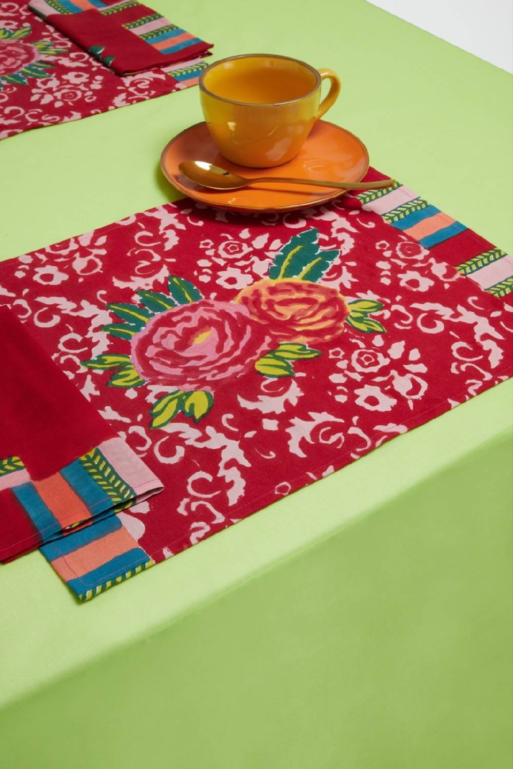 Lisa Corti tovaglietta cotone 35x48cm love red Comprare a buon mercato
