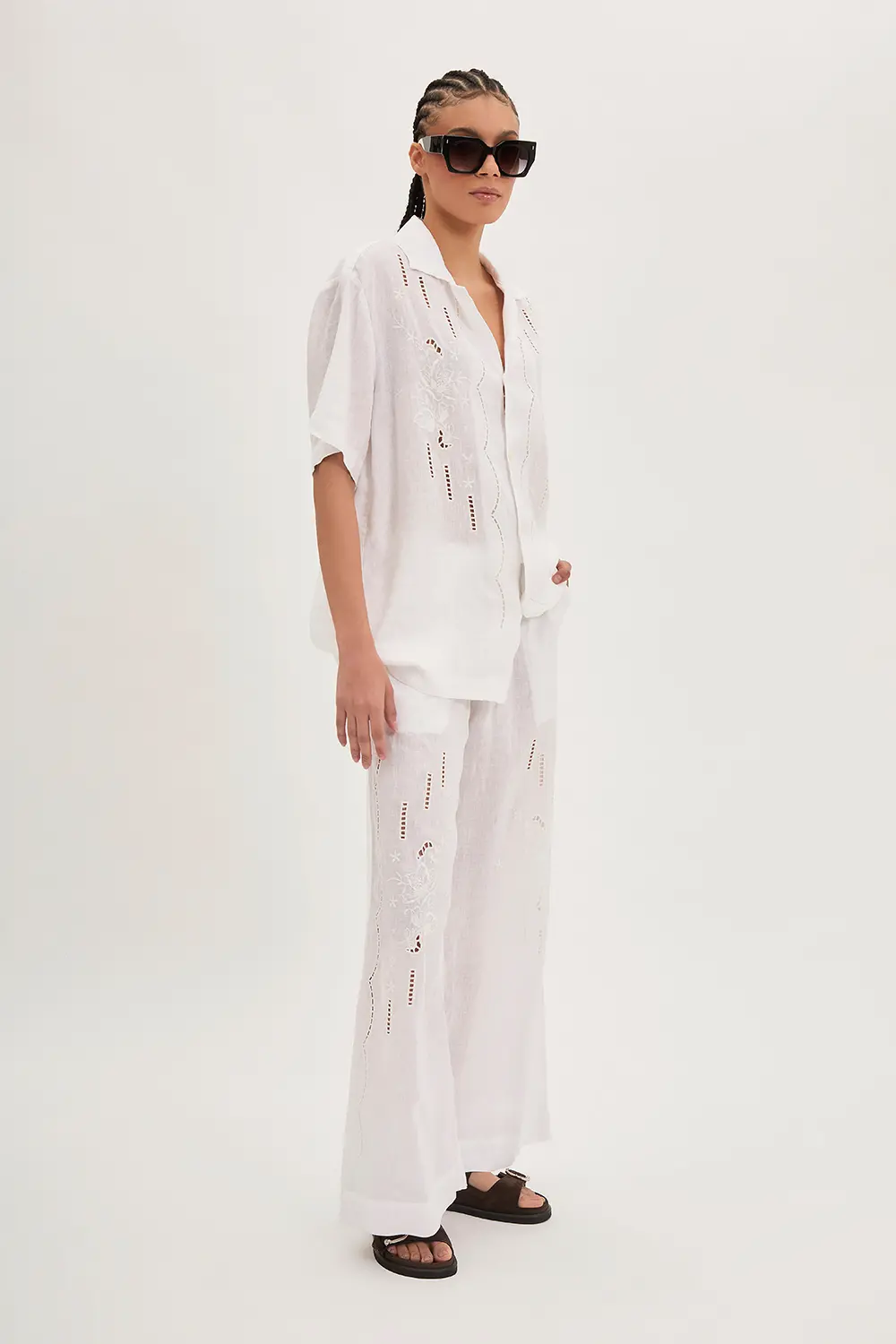 P.A.R.O.S.H. CAMICIA IN LINO RICAMATA Consegna Veloce