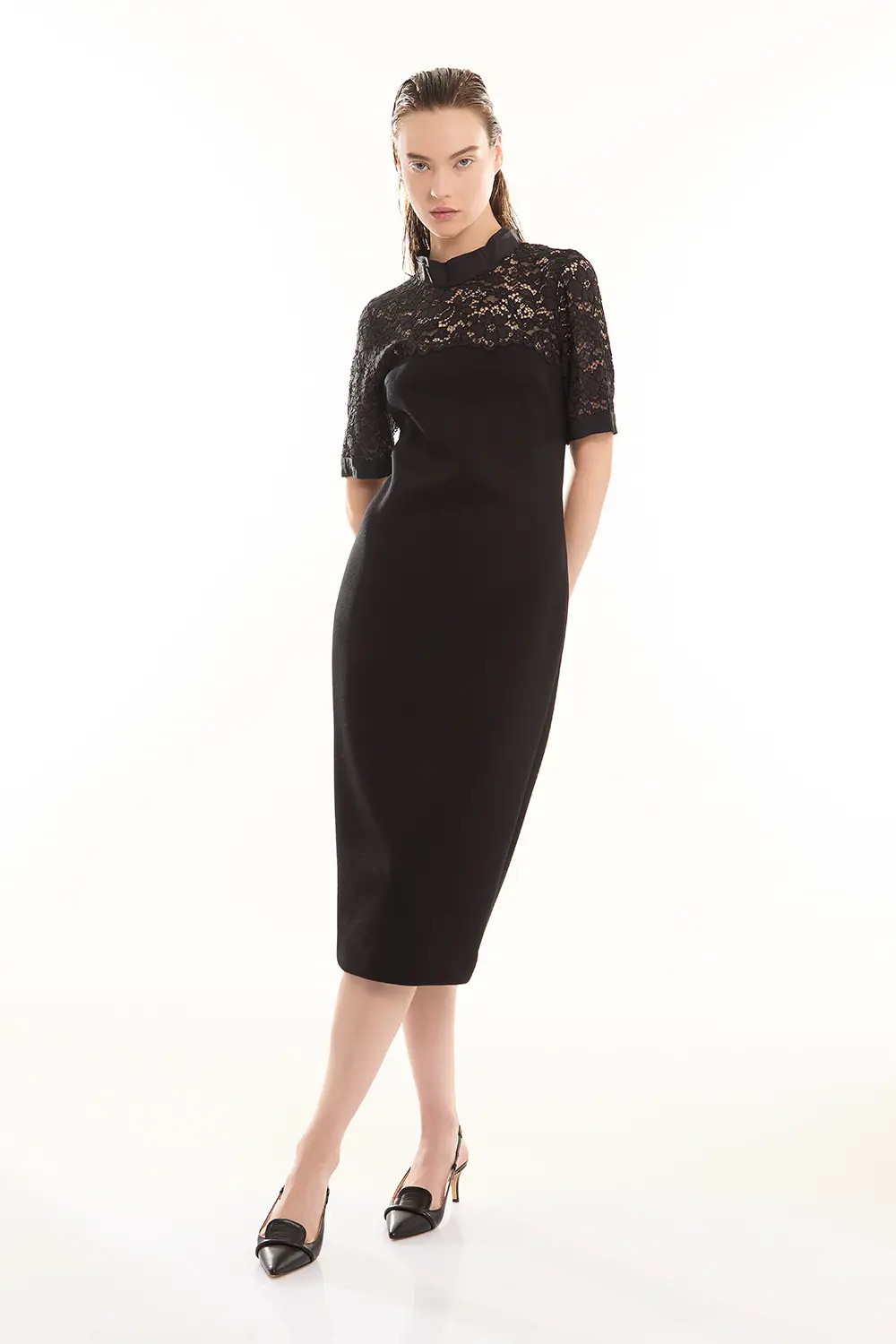 P.A.R.O.S.H. ABITO CON PIZZO Offerta