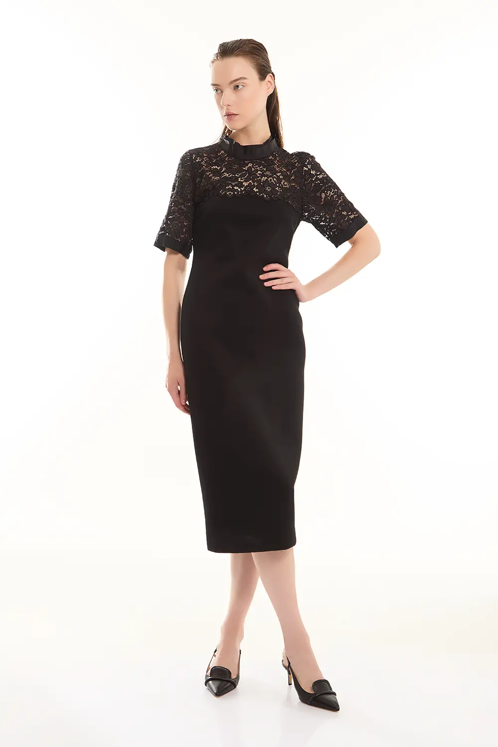 P.A.R.O.S.H. ABITO CON PIZZO Offerta