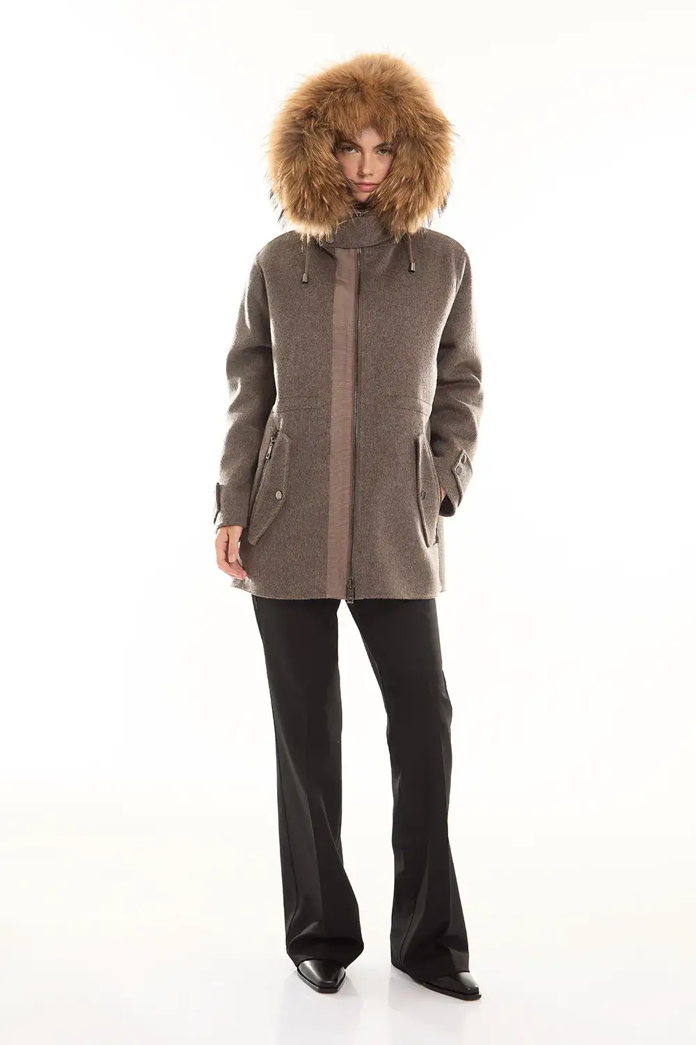 P.A.R.O.S.H. CAPPOTTO CON PELLICCIA Sconto