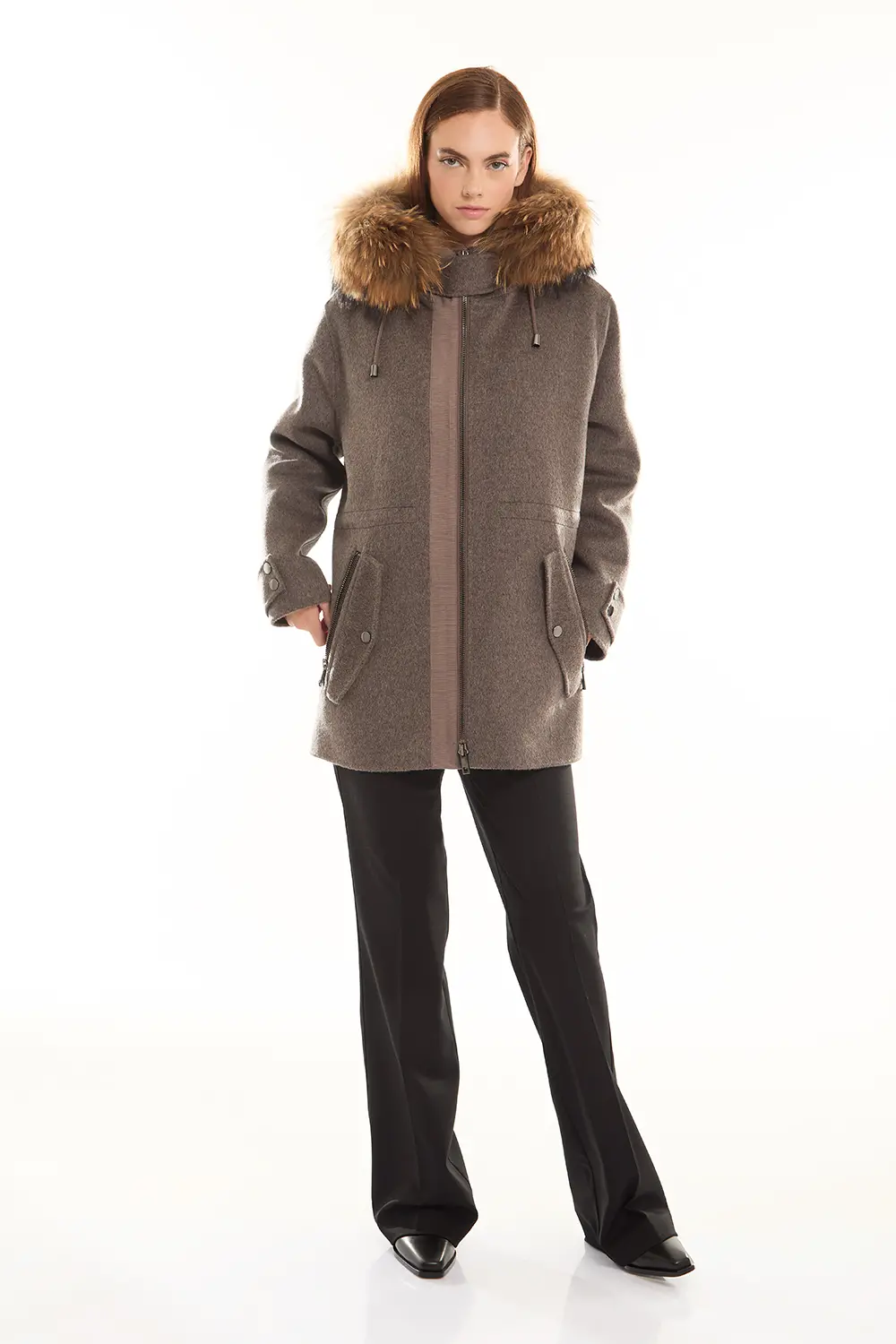 P.A.R.O.S.H. CAPPOTTO CON PELLICCIA Sconto