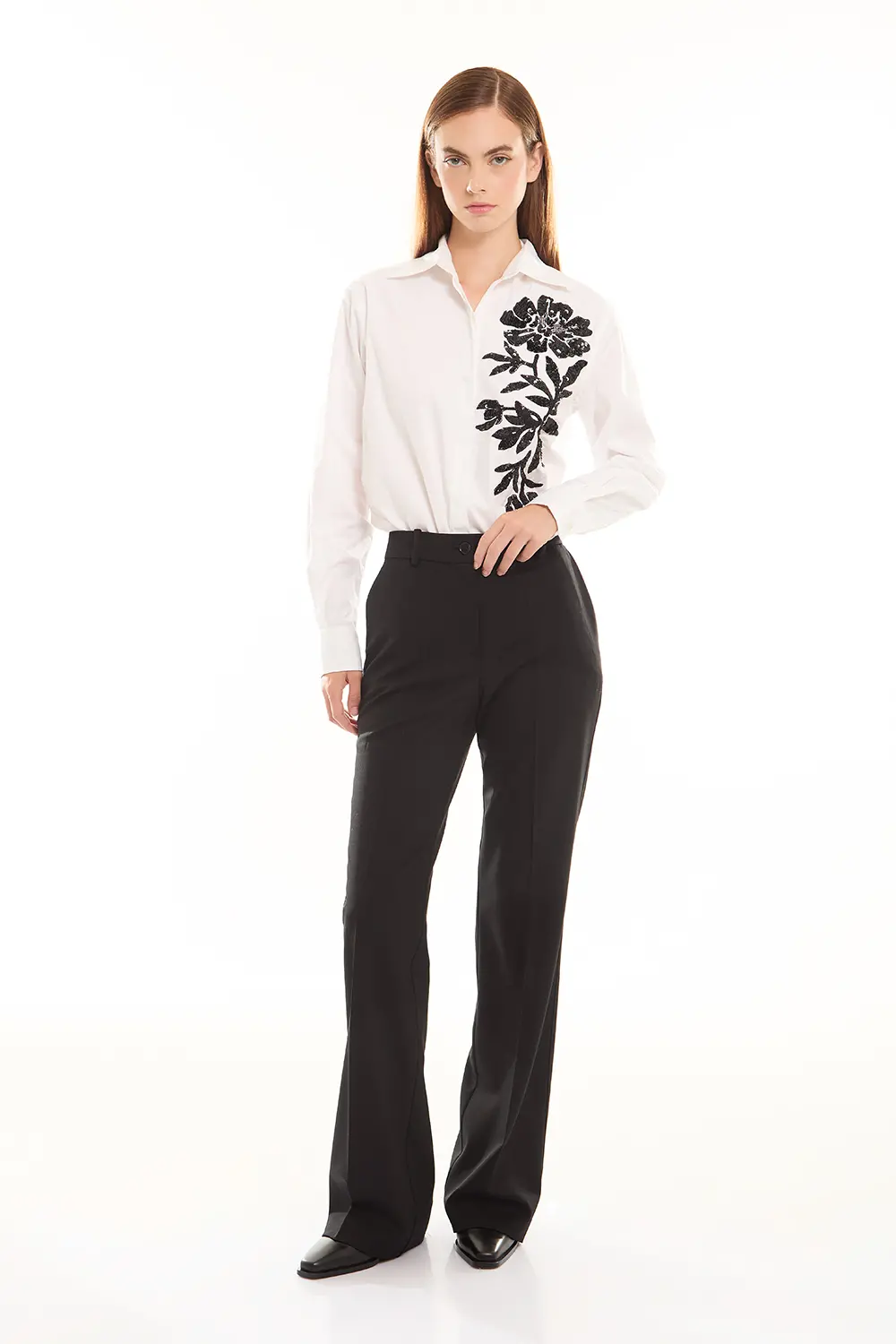 P.A.R.O.S.H. CAMICIA CON RICAMO Economico