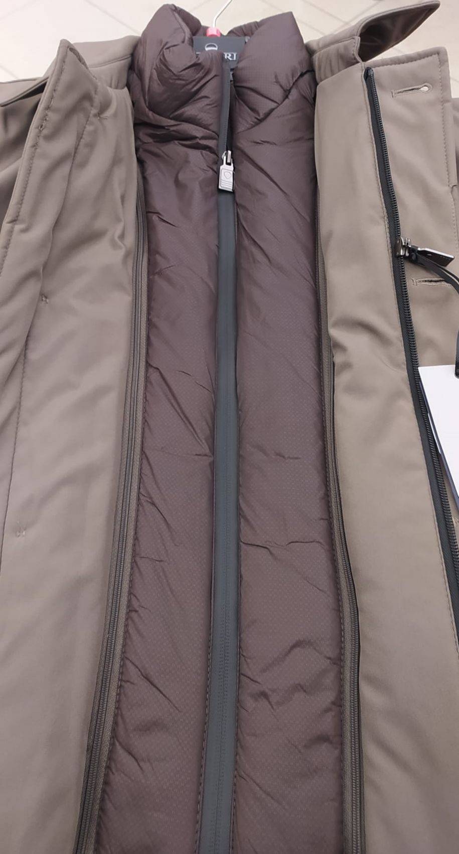Adimari Trench impermeabile imbottito blu con pettorina anti vento staccabile Acquista Ora