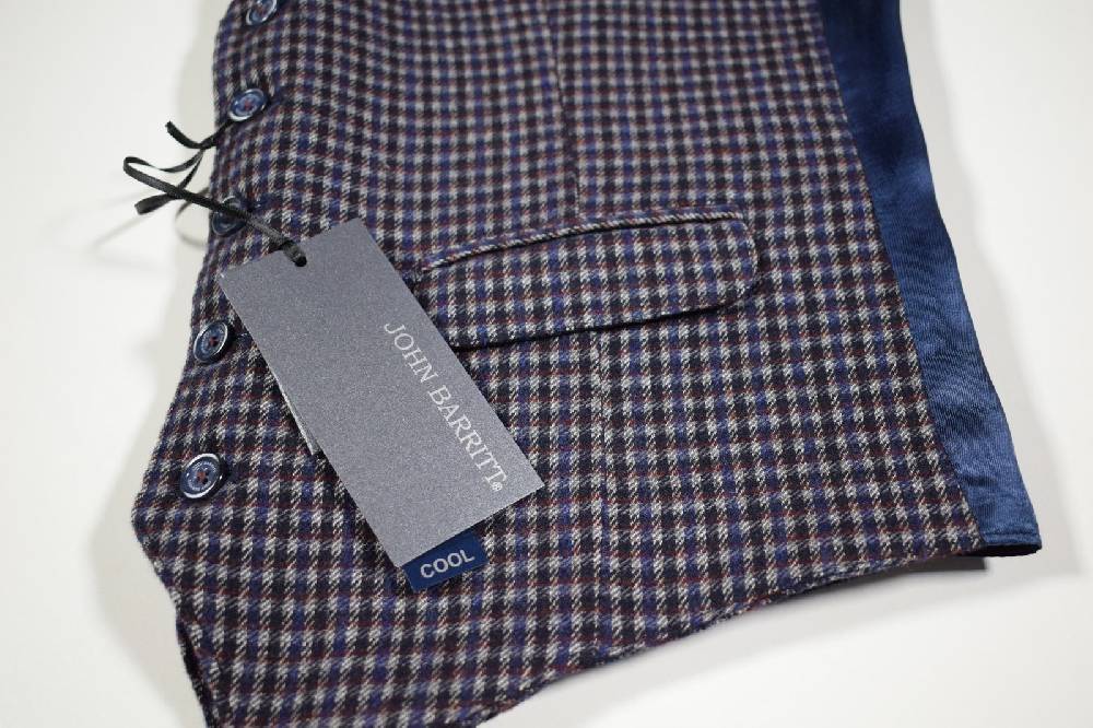 John Barritt Gilet john barritt slim fit fantasia a quadri blu e bordeaux misto lana Novità