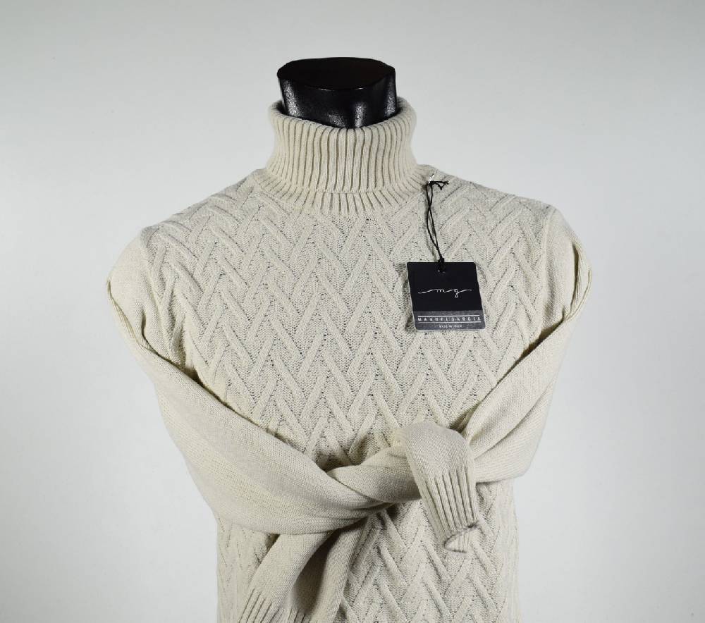 Manuel Garcia Dolcevita manuel garcia beige in misto lana Fino al 65% di sconto