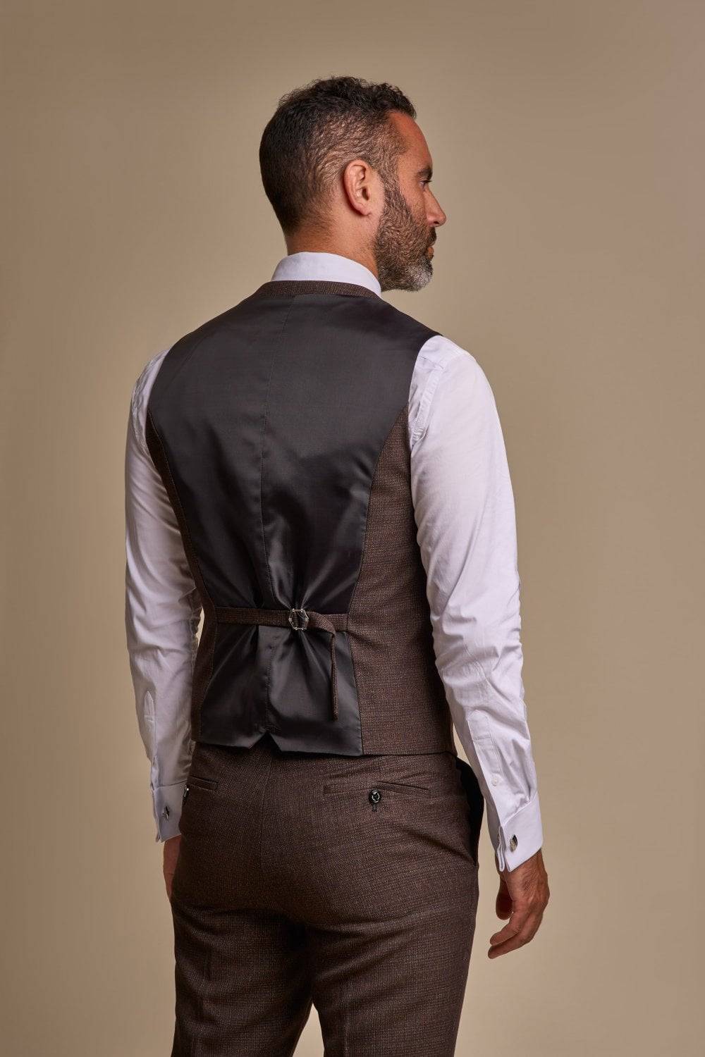 House of Cavani Abito cavani marrone a quadri in tweed con panciotto Offerta speciale della fabbrica