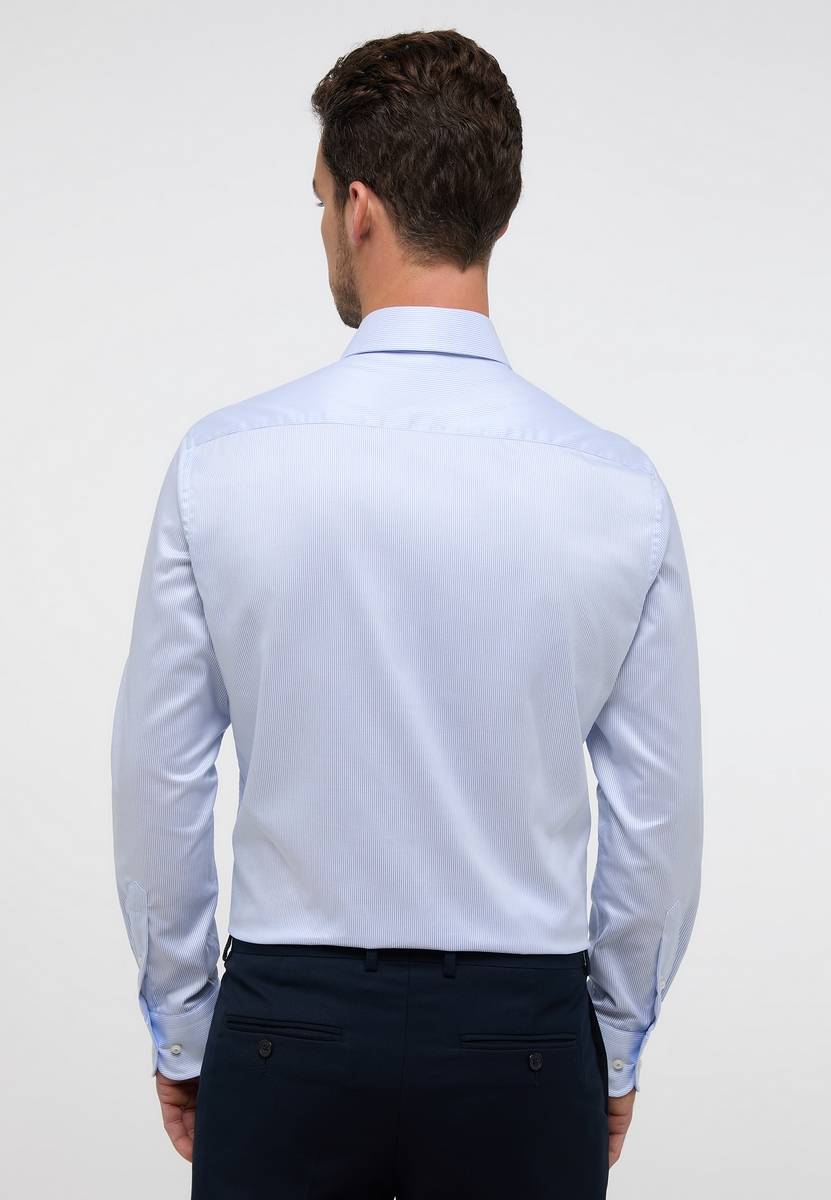 Eterna Camicia a righe celeste eterna modern fit in cotone twill no stiro Offerta temporanea