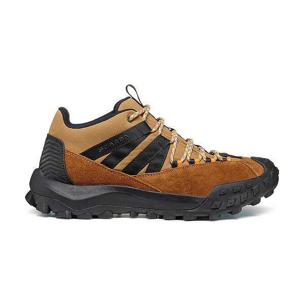Scarpa ROVE The multipurpose sports shoe Pezzi Unici
