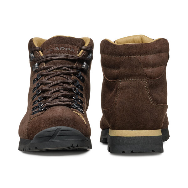Scarpa PRIMITIVE Reinterprets the tradition style in a modern key Moda