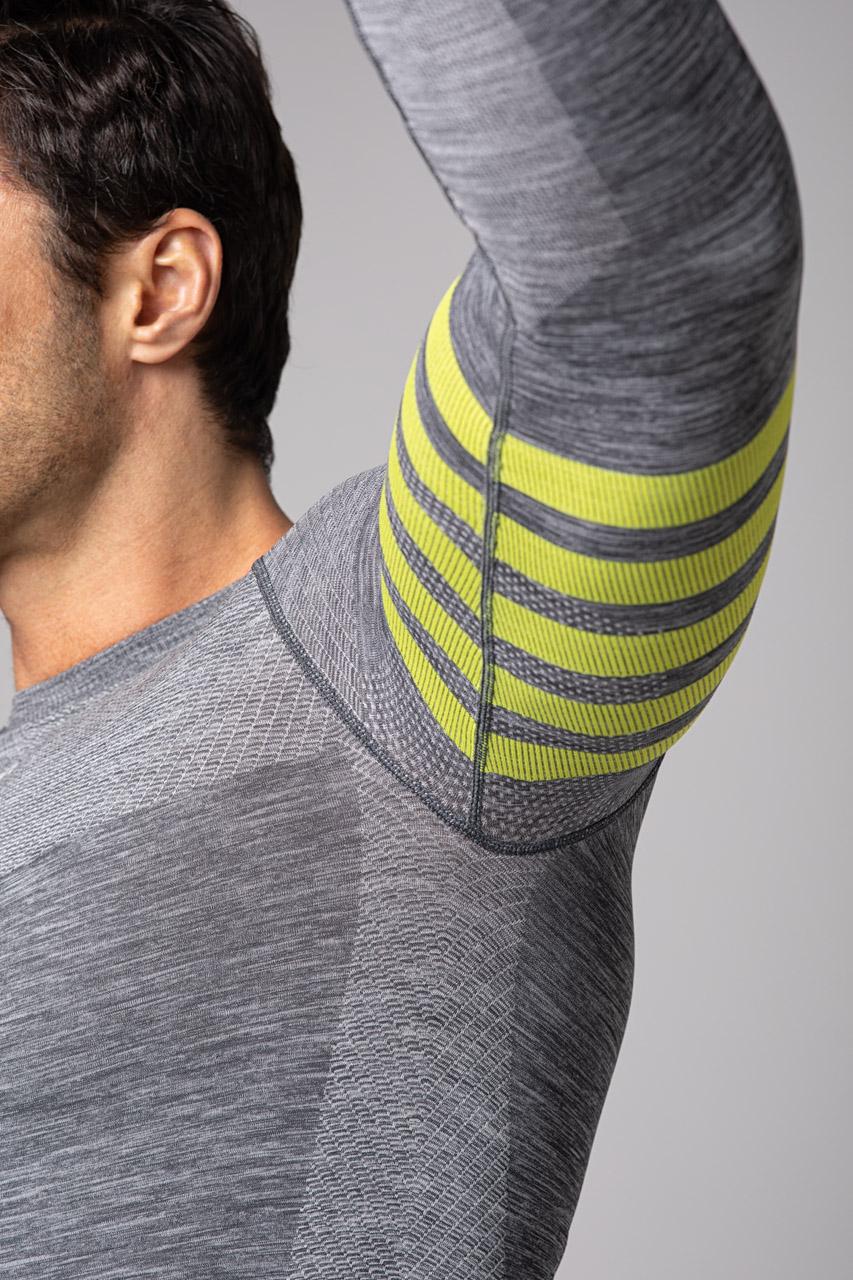 Spaio SPAIO MAGLIA M/LTERMOATTIVA "RUN" NEW GREY Acquista Ora